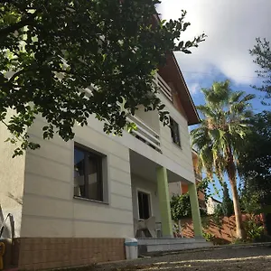Grande House Ostello Tirana
